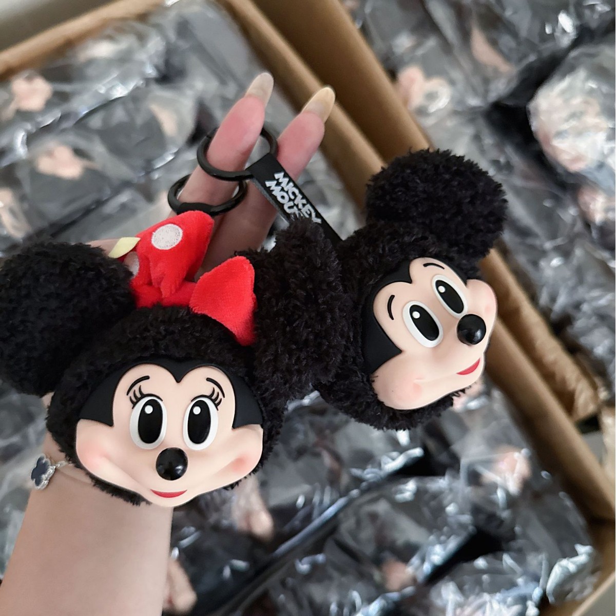 Mickey Minnie Plush Doll Keych - đánh giá và giá Anime Merchandise Figures
